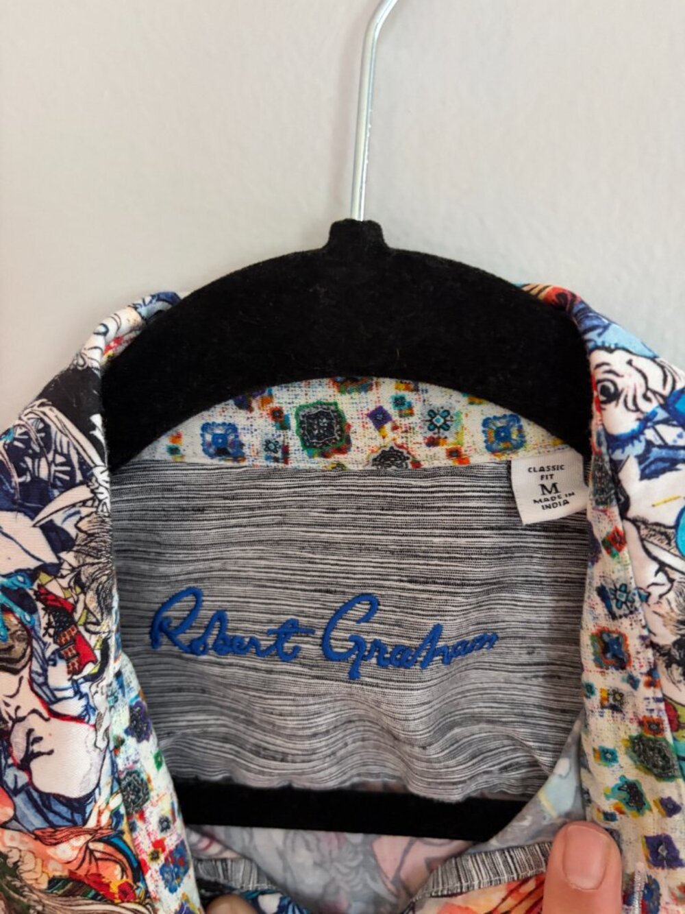 Robert Graham Men’s Medium Classic Fit Japanese Art Graphic Print Button Shirt - Picture 7 of 7